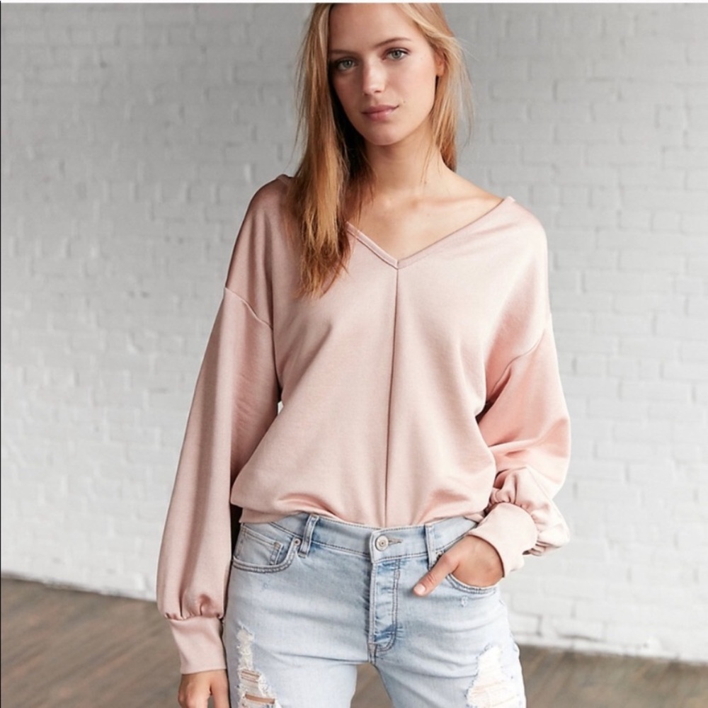 Express Pink v- neck line blouse